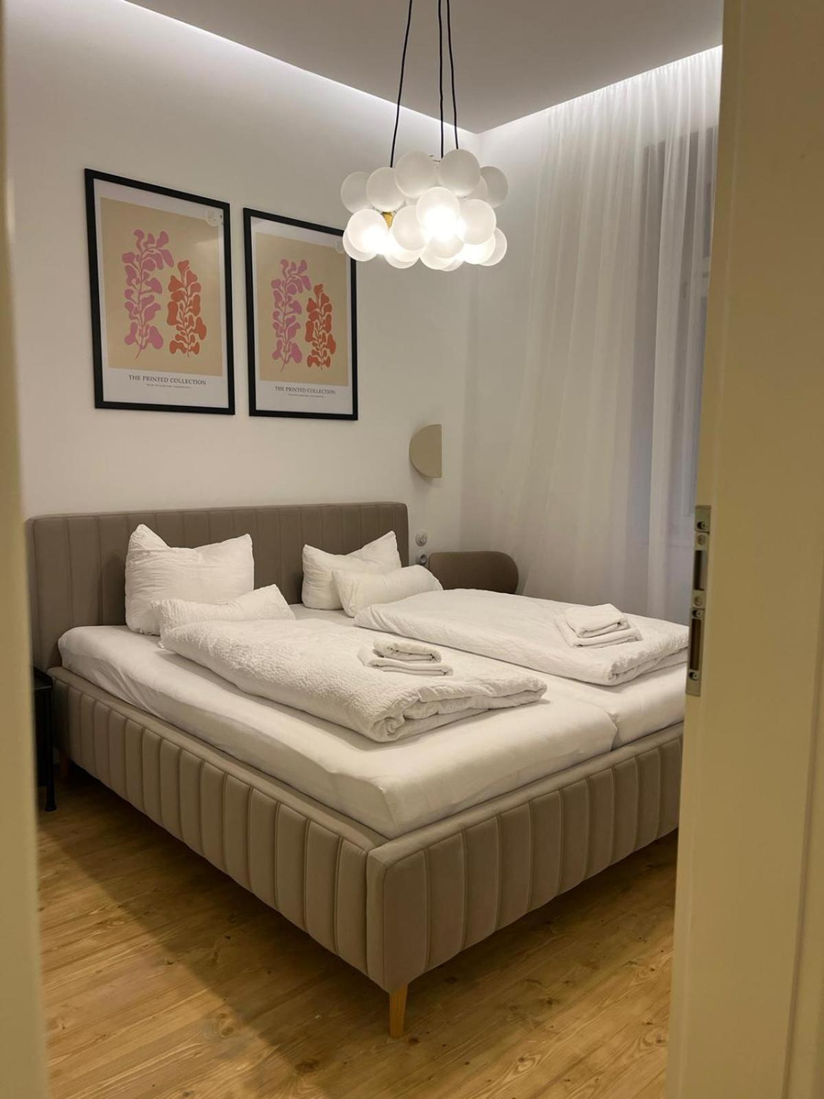 קרלובי וארי Apartma Jasmina 1907 מראה חיצוני תמונה
